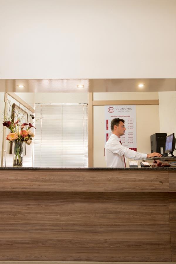 Economic Center Hotel Divinópolis Екстериор снимка
